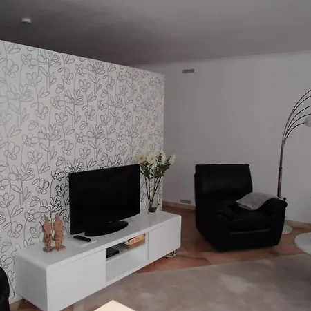 Apartment Aha Apartments - Stylisch, Gemuetlich, Privat. *