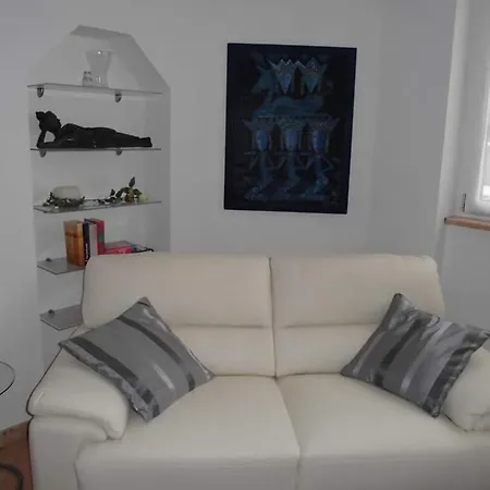 Aha Apartments - Stylisch, Gemuetlich, Privat. Landstuhl